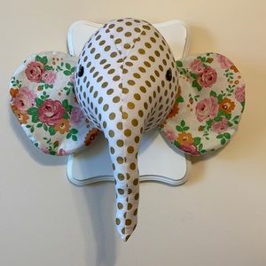 Elephant wall decor